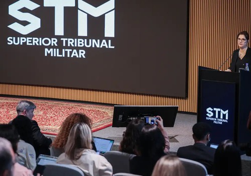 STM recebe pedido de perda de patente de Bolsonaro e mais 4 oficiais