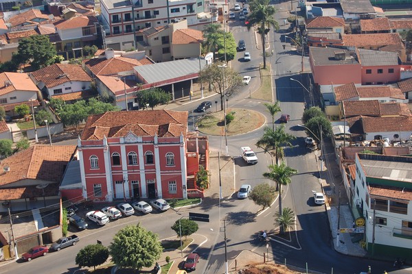 Prefeitura publica decreto que adia o início do pagamento do IPTU em Patos de Minas