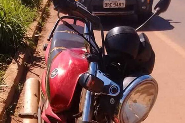 Polícia Militar Rodoviária aborda motociclista na MG235 e recupera moto furtada
