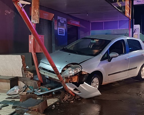 Idoso sofre fratura exposta após ser atropelado por motorista com fortes sintomas de embriaguez