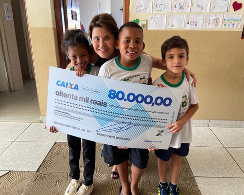 Ação solidária para a reforma do Amparo Maternal vai sortear carro novo e você pode participar