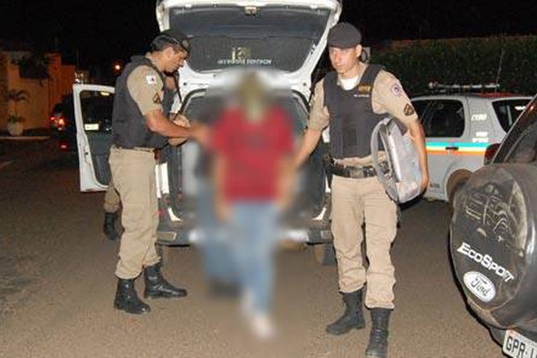 Três adolescentes assaltam filha de policial e acabam capturados pela PM