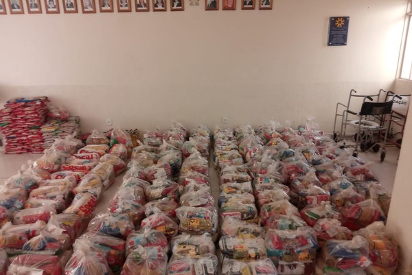 Campanha Natal Solidário promovida pelo Rotary arrecada mais de 400 cestas básicas