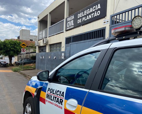 Acusação de furto de celular termina em agressões no Mercado Municipal  e duas pessoas vão parar na Delegacia