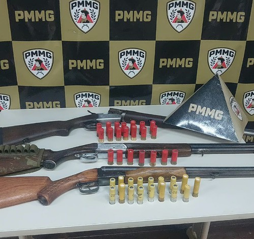 Quatro homens são presos com armas e moto adulterada na zona rural de Patrocínio