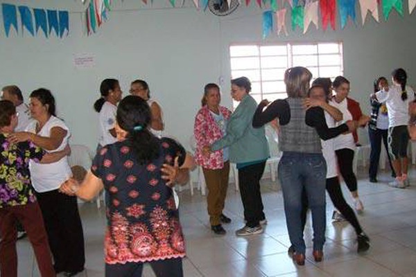 Festa Junina encerra as atividades do 1º semestre da Casa da Sopa Tia Euzápia