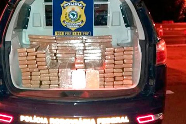 Polícia Rodoviária Federal apreende quase 150 kg de drogas na BR-040 em Paracatu