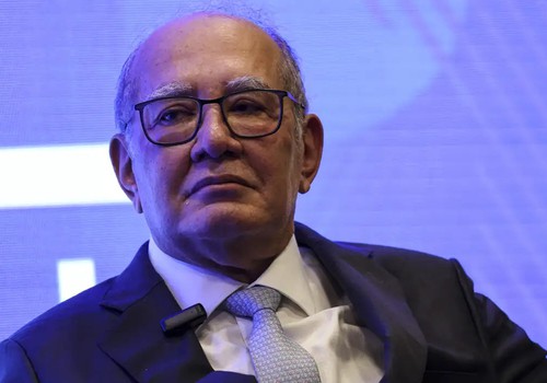 Gilmar nega blindagem do STF e diz que Lei do Impeachment “caducou"
