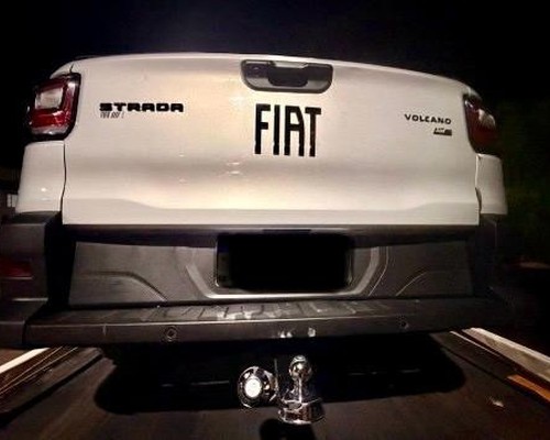 Polícia Militar recupera veículo clonado e prende dois suspeitos durante Operação Divisa Segura na região