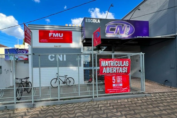 CNI Patos faz promoção “Volta às aulas” em cursos de Inglês e Informática com condições exclusivas