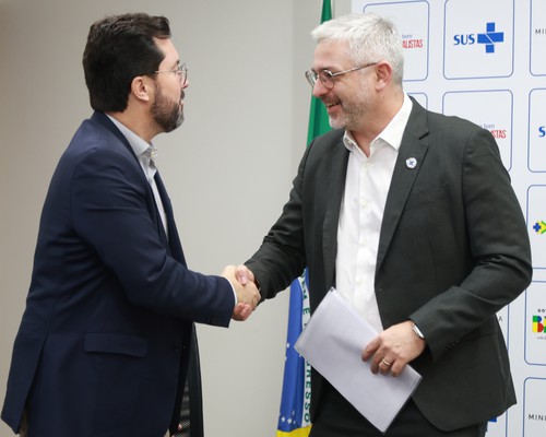 Governo Federal e Prefeitura assinam termo para início da implantação da Policlínica Regional de Patos de Minas