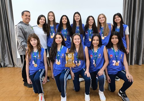 Equipe feminina de basquete do Colégio CNSG é campeã da etapa estadual do JEMG