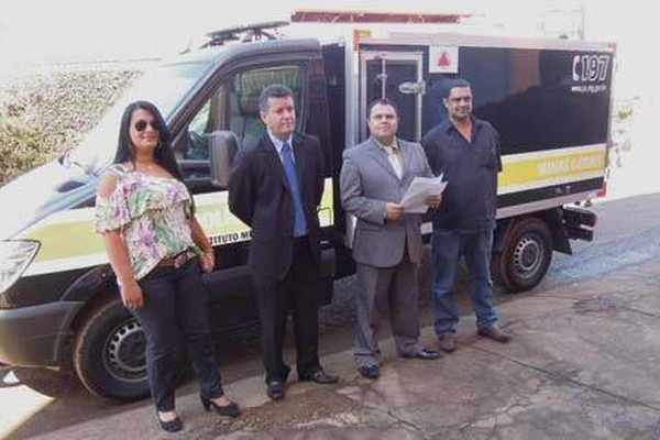 Polícia Civil ganha “Rabecão” para fazer o transporte de vítimas de violência