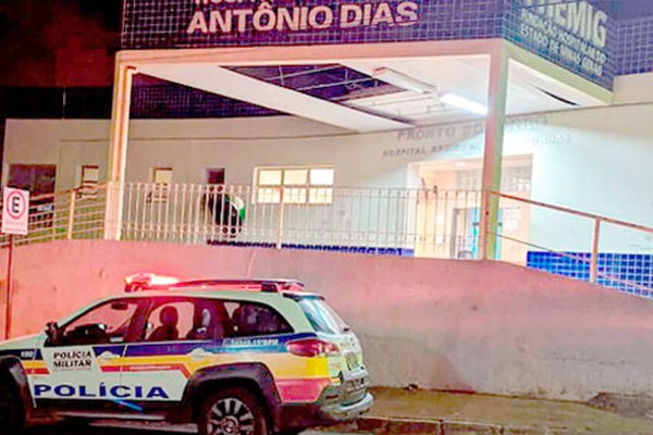 Motociclista fica com projétil alojado ao ser atingido por tiro quando transitava em Patos de Minas