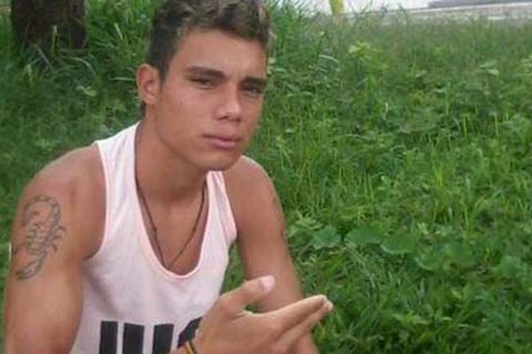 Polícia Civil confirma que jovem levado de velório em julho do ano passado foi assassinado