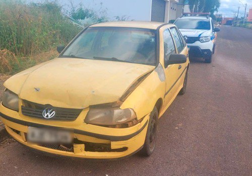Motorista sem habilitação é preso após bater na traseira de carro na Avenida Marabá
