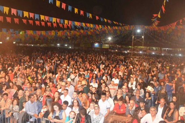 Festa Junina do Batalhão diverte milhares de pessoas no Parque de Exposições 