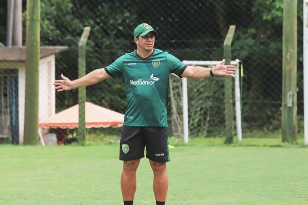 Mamoré aposta em técnico jovem para comandar a equipe no Módulo II 2026