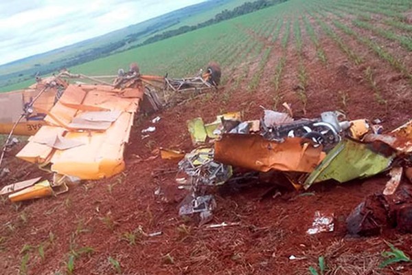 Piloto de 34 anos fica ferido em mais um acidente envolvendo queda de avião agrícola na região