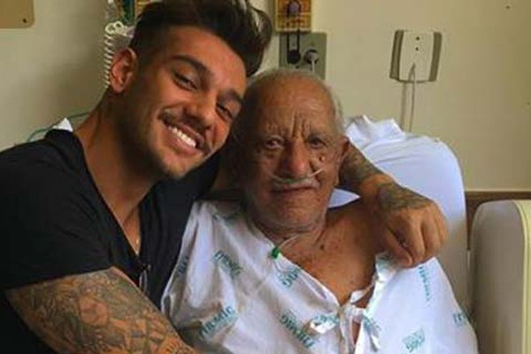 Lucas Lucco posta foto de visita ao avô no Hospital Regional e recebe duras críticas da prima