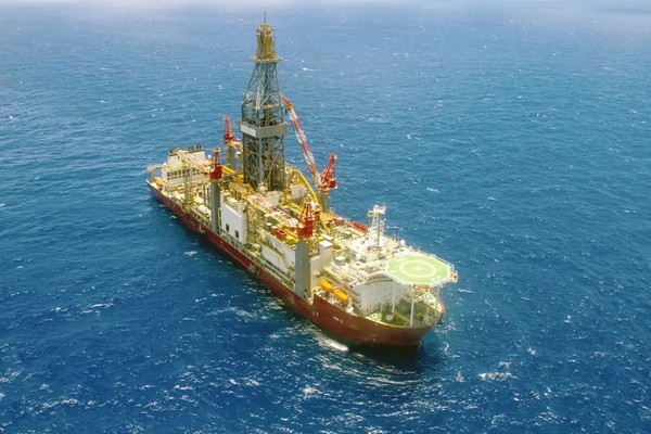 Sonda da Petrobras chega à Margem Equatorial para simulação do Ibama