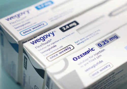 Ao lado de Lula, Eduardo Paes anuncia Ozempic na rede pública do Rio