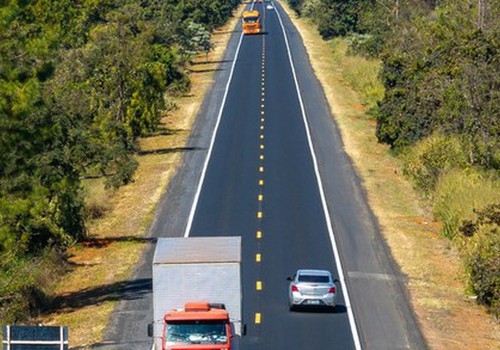 Em ano eleitoral, Governo de MG anuncia perdão de R$119 milhões em prol da EPR antecipar duplicação da BR 365