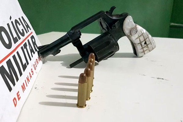 Revólver calibre .38 é encontrado em bar no Nossa Senhora Aparecida e autor acaba preso