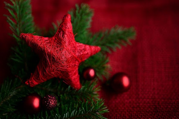 Aprenda a gastar pouco na decoração do natal