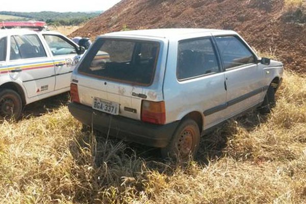 Veículo furtado em Patos de Minas é recuperado pela Polícia Militar de Presidente Olegário