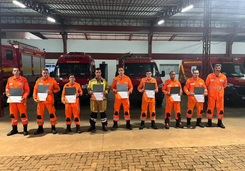 Bombeiros de Patos de Minas e região retornam de missão de socorro na Zona da Mata