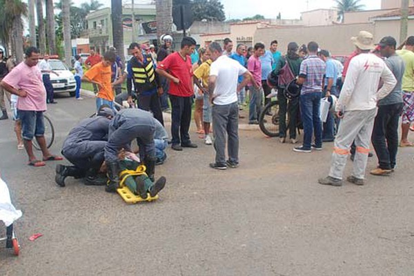Jovem fica ferida em acidente com carro na avenida Piauí quando seguia para o almoço
