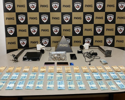 Polícia apreende mais de R$ 50 mil em dinheiro em operação contra o tráfico em Celso Bueno