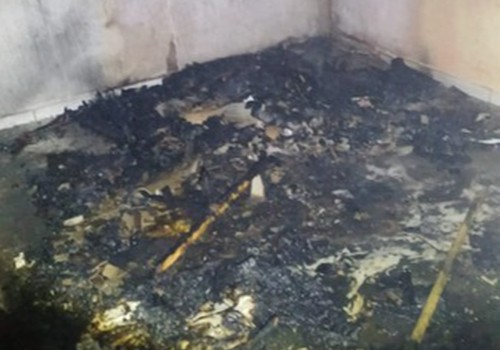 Viciado no “Tigrinho”, homem é abandonado pela esposa e põe fogo na casa em João Pinheiro