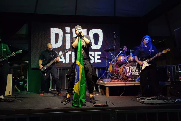 Dino Patense leva o melhor do Rock n' Roll ao palco do Coreto na Fenapraça; veja ao vivo