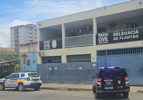 PC vai apurar denúncia de maus tratos contra bebê e prende casal com grande quantidade de drogas