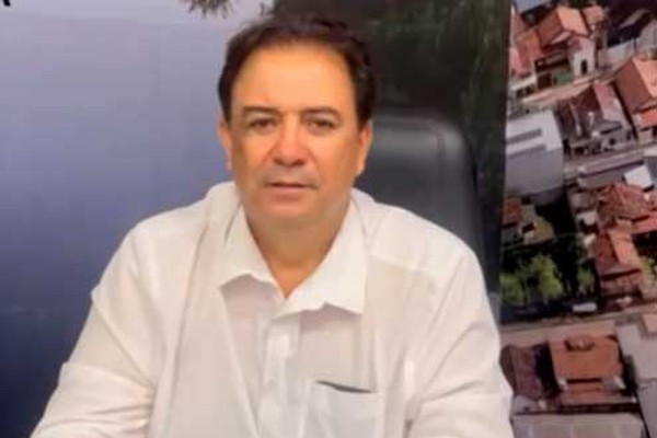 Justiça manda Walter Pereira Filho se afastar do cargo de Prefeito de Varjão de Minas