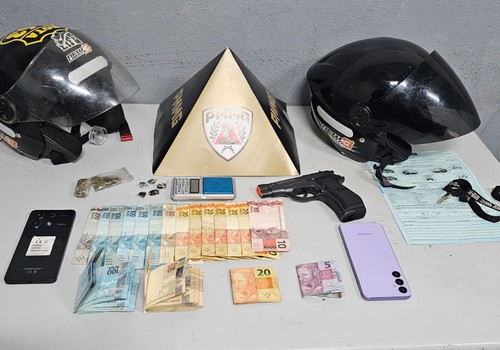 Autores de roubo a clientes de mercearia são presos após cerco policial em condomínio de Patos de Minas