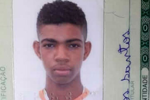 Ciclista de 21 anos morre ao ser atropelado por caminhonete na MG 235 em Rio Paranaíba 