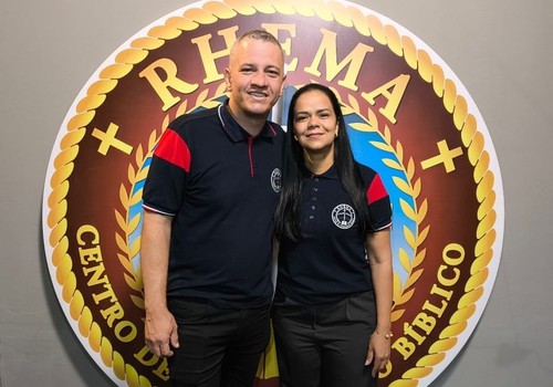 Escola RHEMA chega a Patos de Minas com proposta de ensino bíblico prático