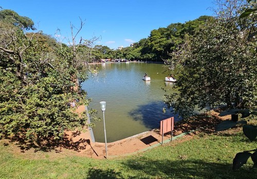 Adolescentes matam aula e são flagrados em ato sexual dentro do Parque do Mocambo