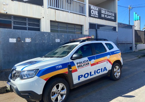 Recepcionista é presa por aplicar golpe em idosa durante atendimento em clínica de Patos de Minas