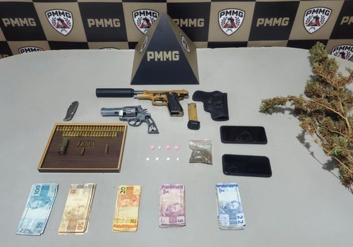 Dono de bar em Monte Carmelo é preso por tráfico ao ser flagrado com drogas, armas e munições