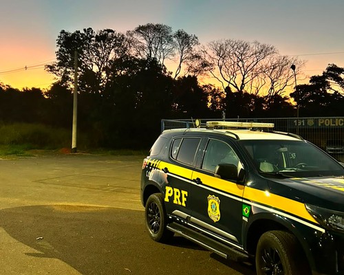 PRF apreende cocaína e ecstasy na BR-365 e prende três homens por tráfico de drogas
