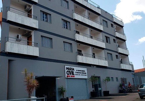 Médico é investigado por curandeirismo em Patos de Minas após venda de “Dudasterida Natural” contra câncer de próstata