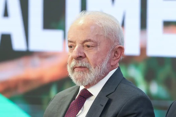 Lula defende que fintechs “paguem o imposto devido a esse país"