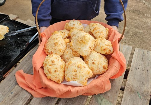 Minas Inédita: Patos Hoje chega à Terra do Biscoito, onde a tradição do forno a lenha encanta turistas