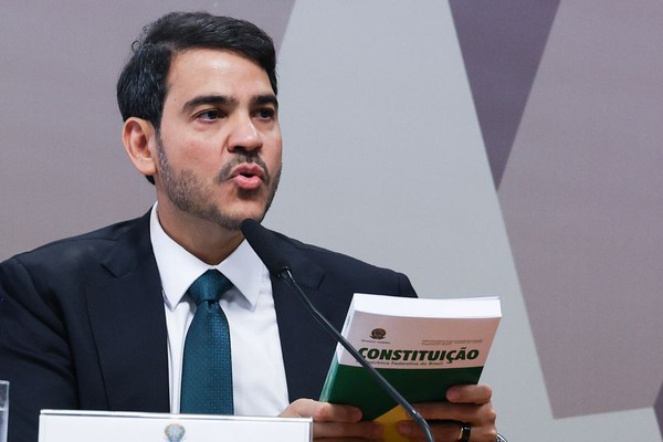 Em sabatina, Messias defende autocontenção do STF em pautas polêmicas