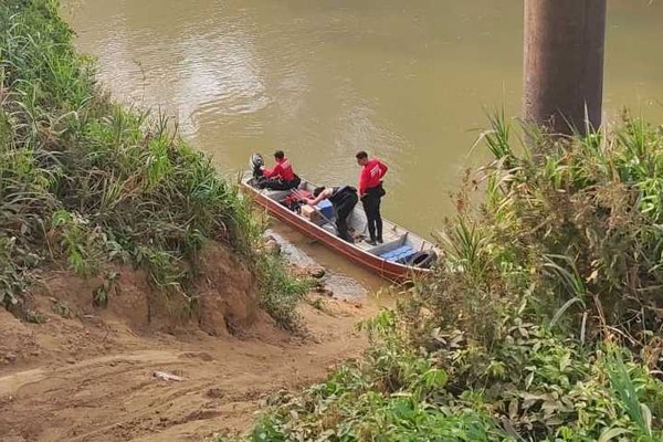 Homem morre afogado nas águas do Rio Paranaíba; bombeiros conseguem resgatar o corpo