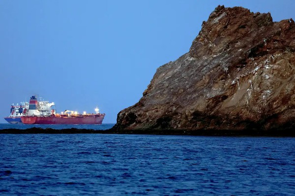 Irã anuncia abertura de Ormuz depois de cessar-fogo no Líbano